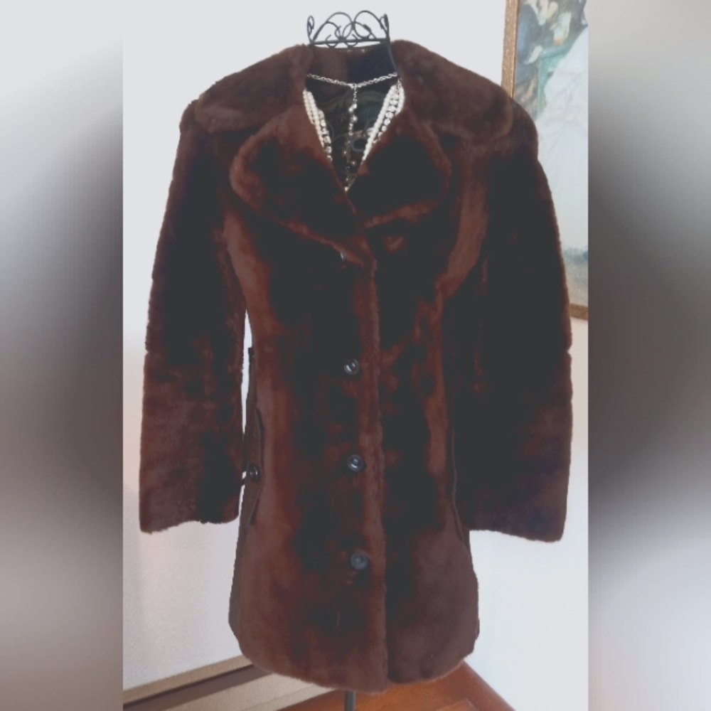 Awesome Vintage Revillion Boutique Paris New York Suede and Fur Brown Coat